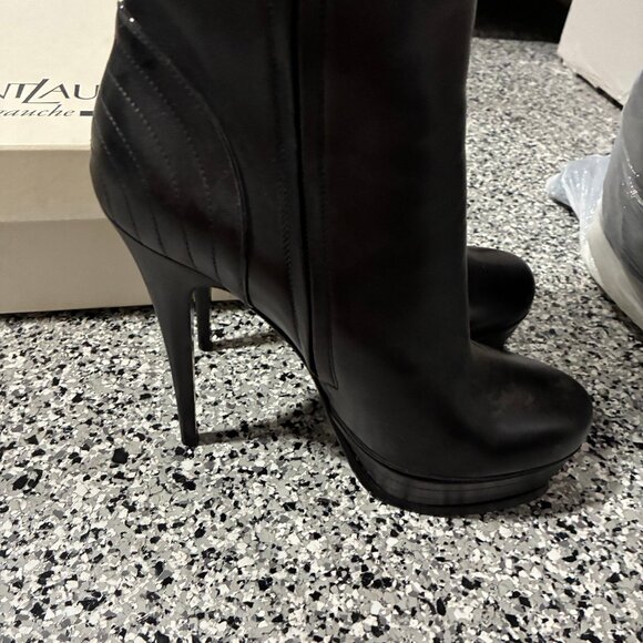 Yves Saint Laurent EXCELLENT Leather boots - Picture 14 of 15